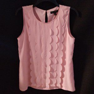 Cida's - Scalloped Blouse ,NWT(BANANA REPUBLIC)